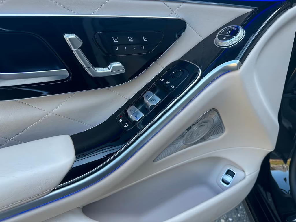 Mercedes-Benz S-Klasse