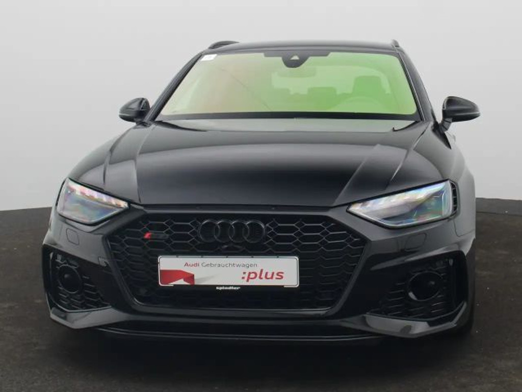 Audi RS4