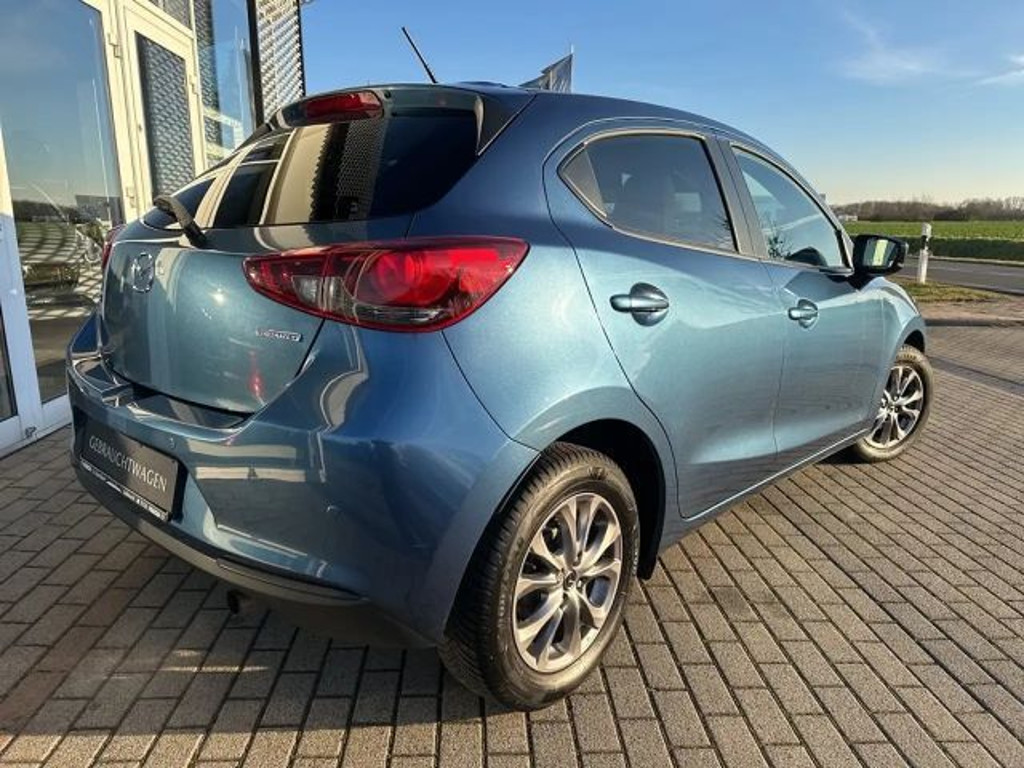 Mazda 2