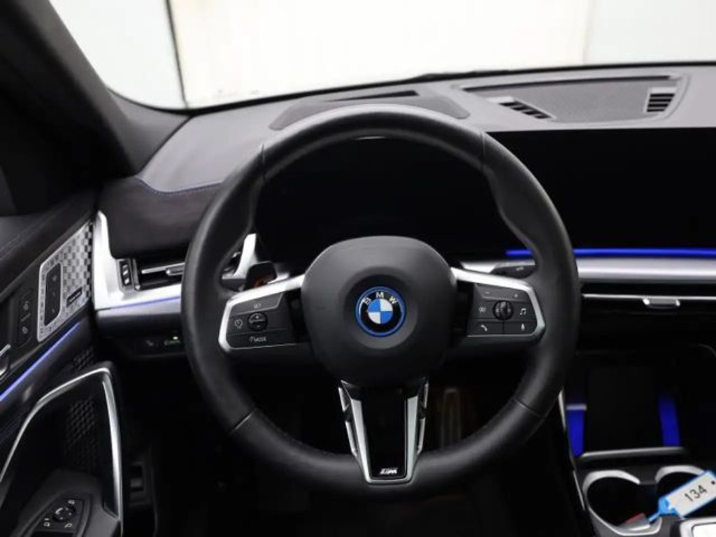 BMW iX2