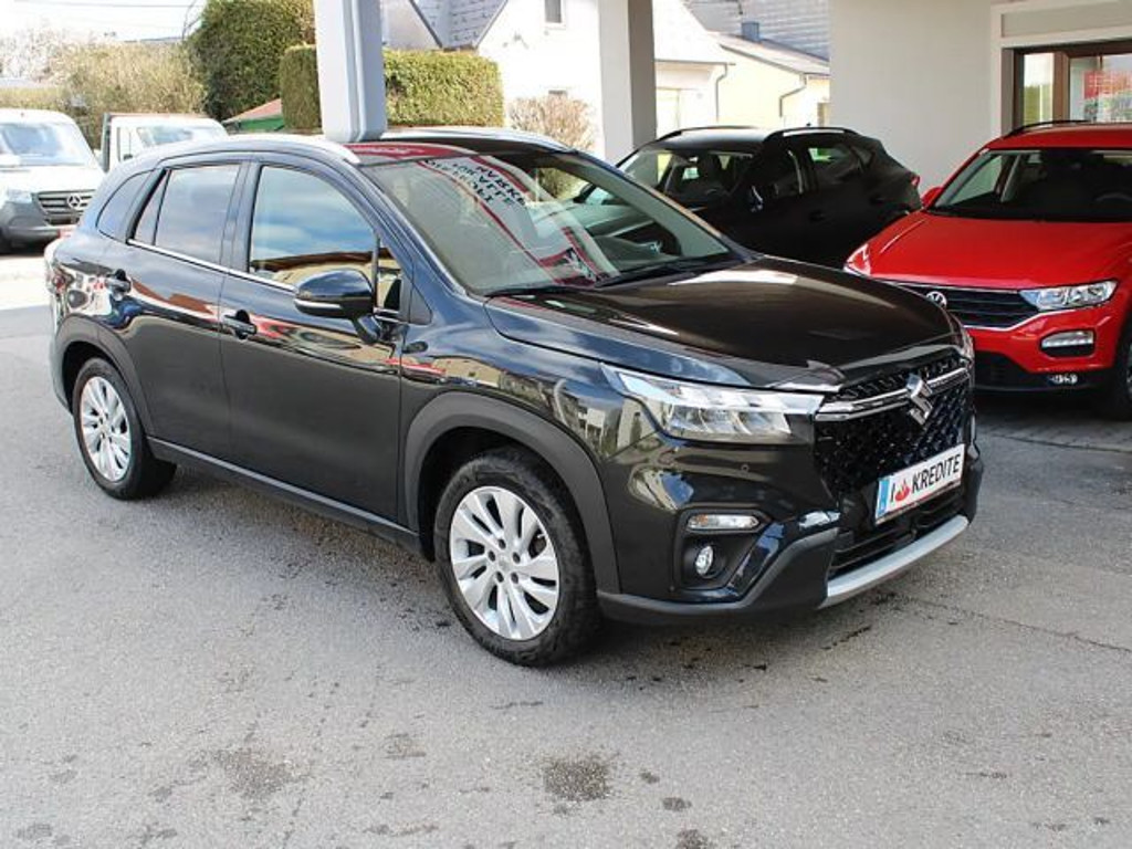Suzuki S-Cross