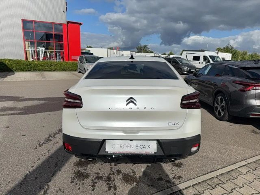 Citroën C4 X