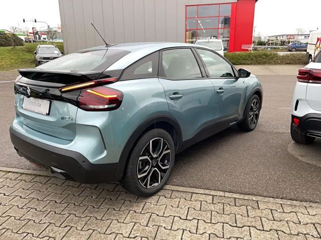Citroën Ë-C4