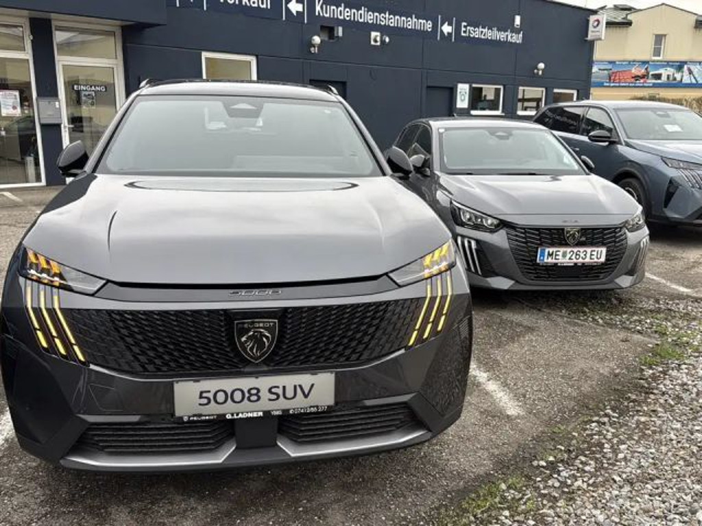 Peugeot 5008