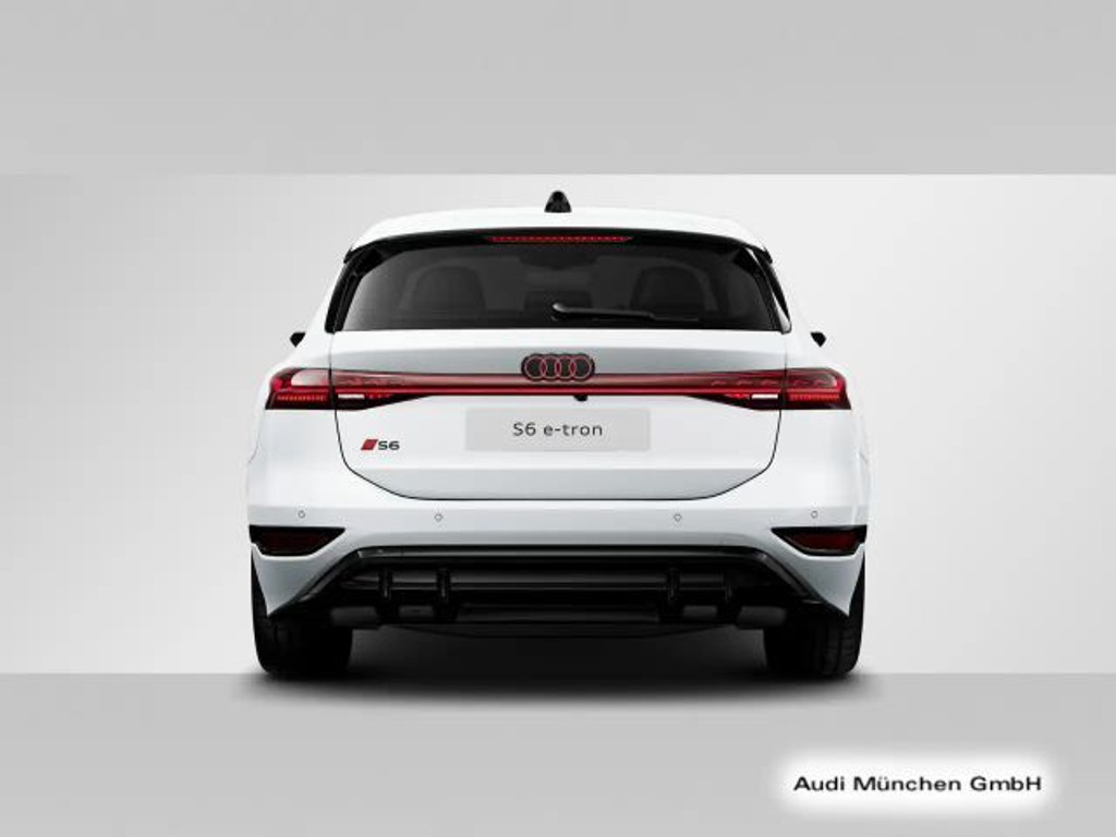 Audi S6 e-tron