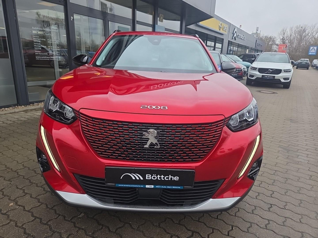 Peugeot e-2008