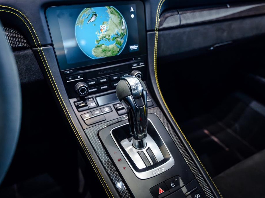 Porsche Cayman
