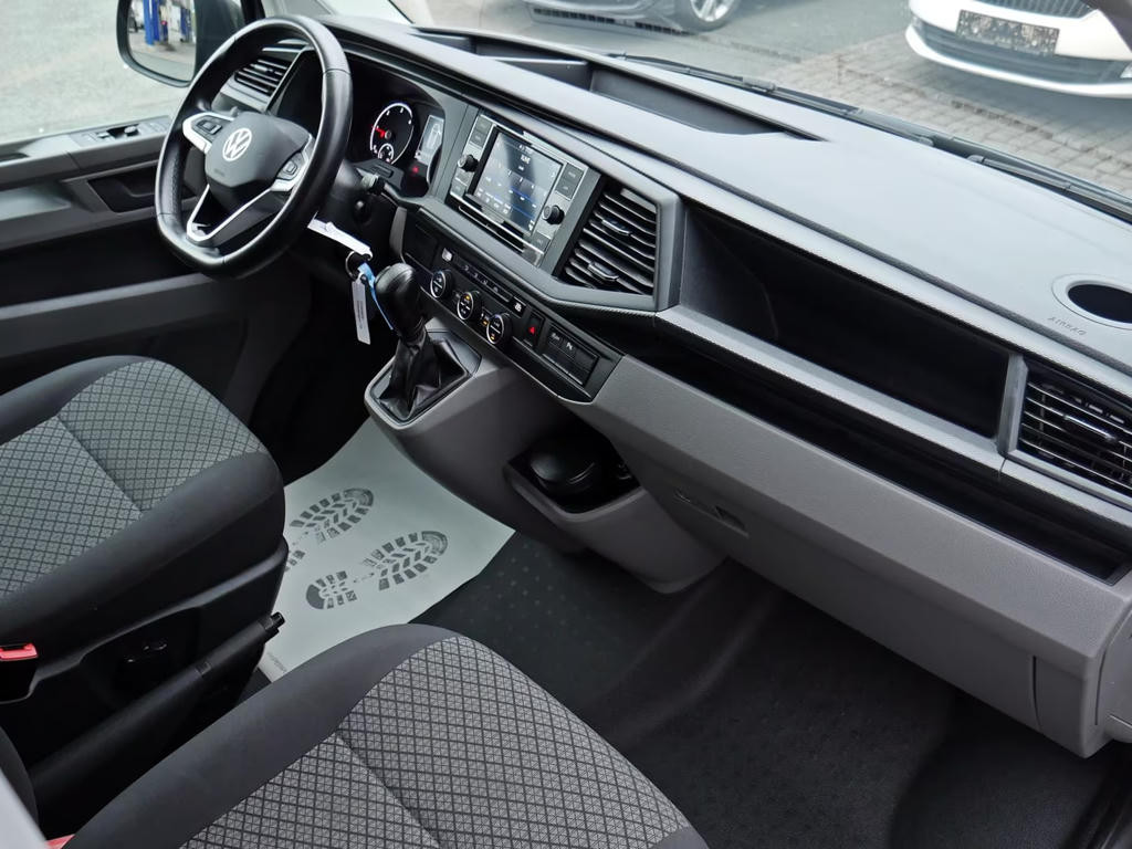 Volkswagen Caravelle