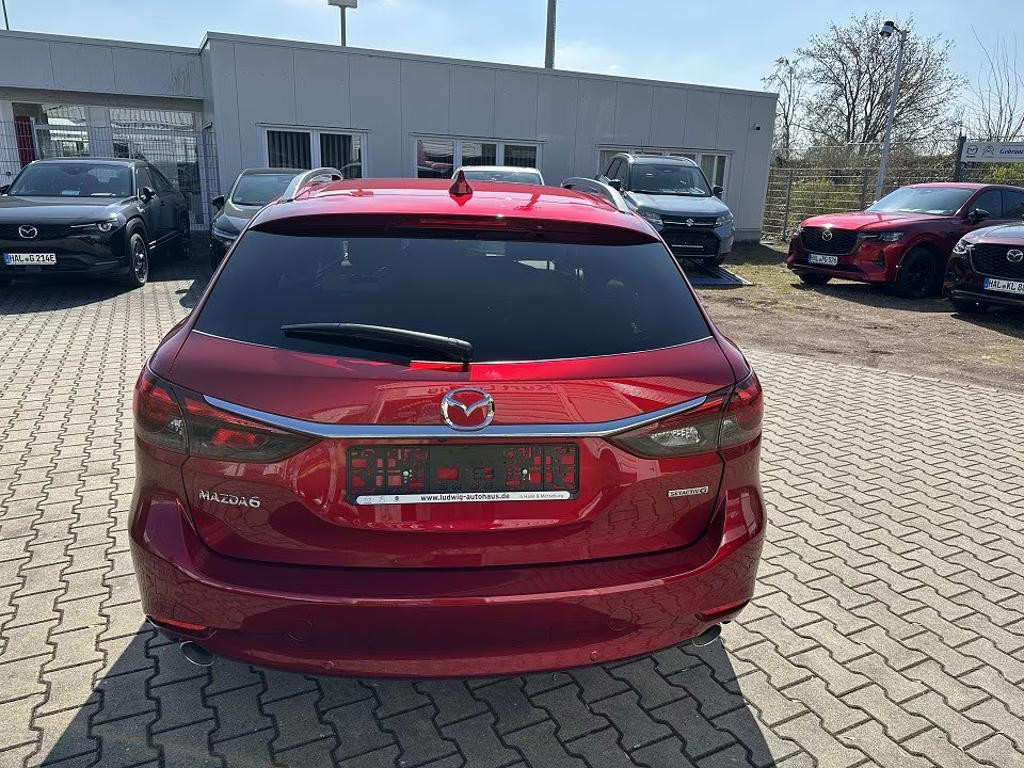 Mazda 6