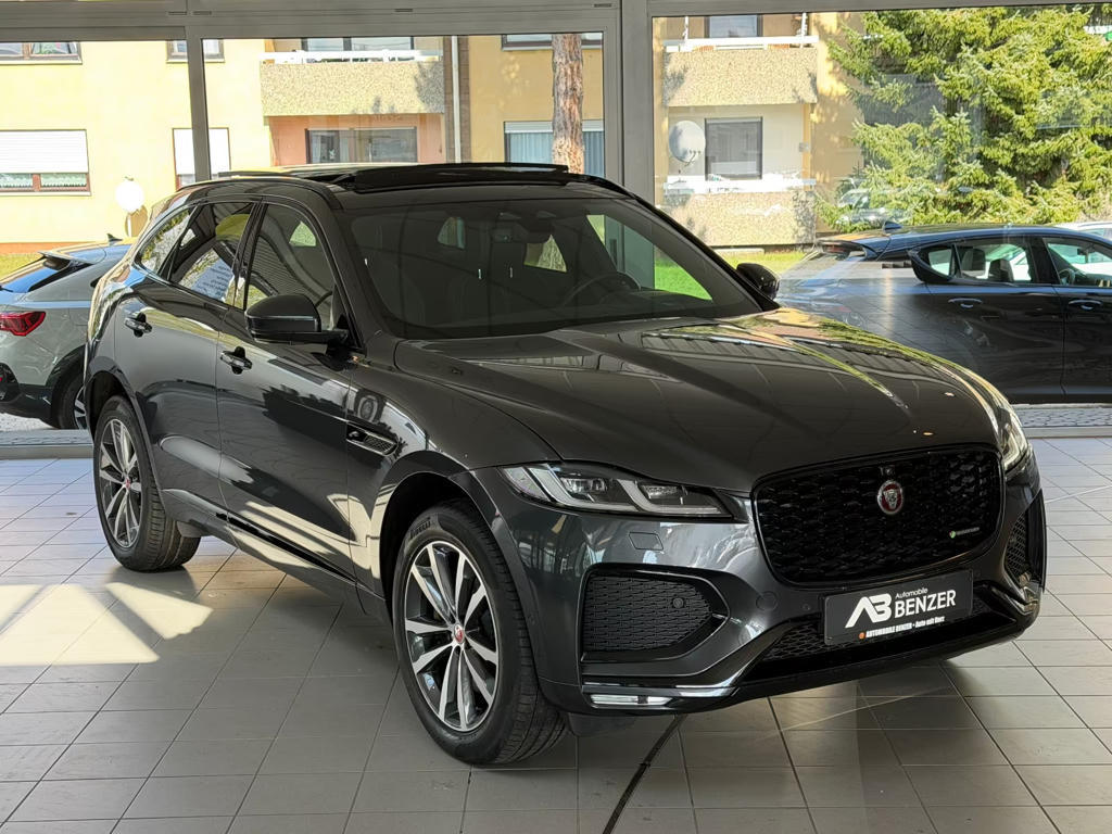 Jaguar F-Pace