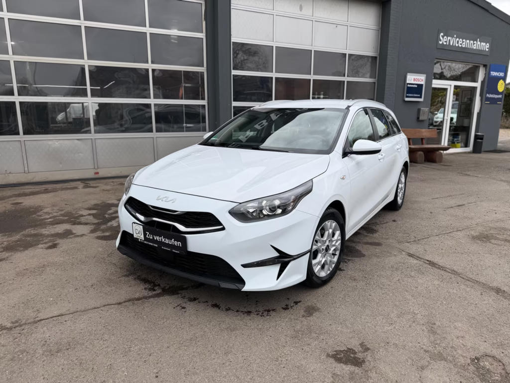Kia Ceed 2023 Benzine
