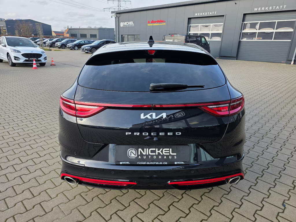 Kia ProCeed