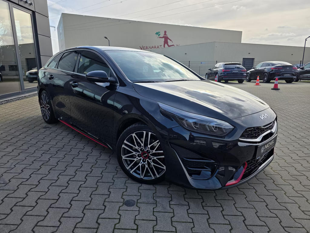 Kia ProCeed