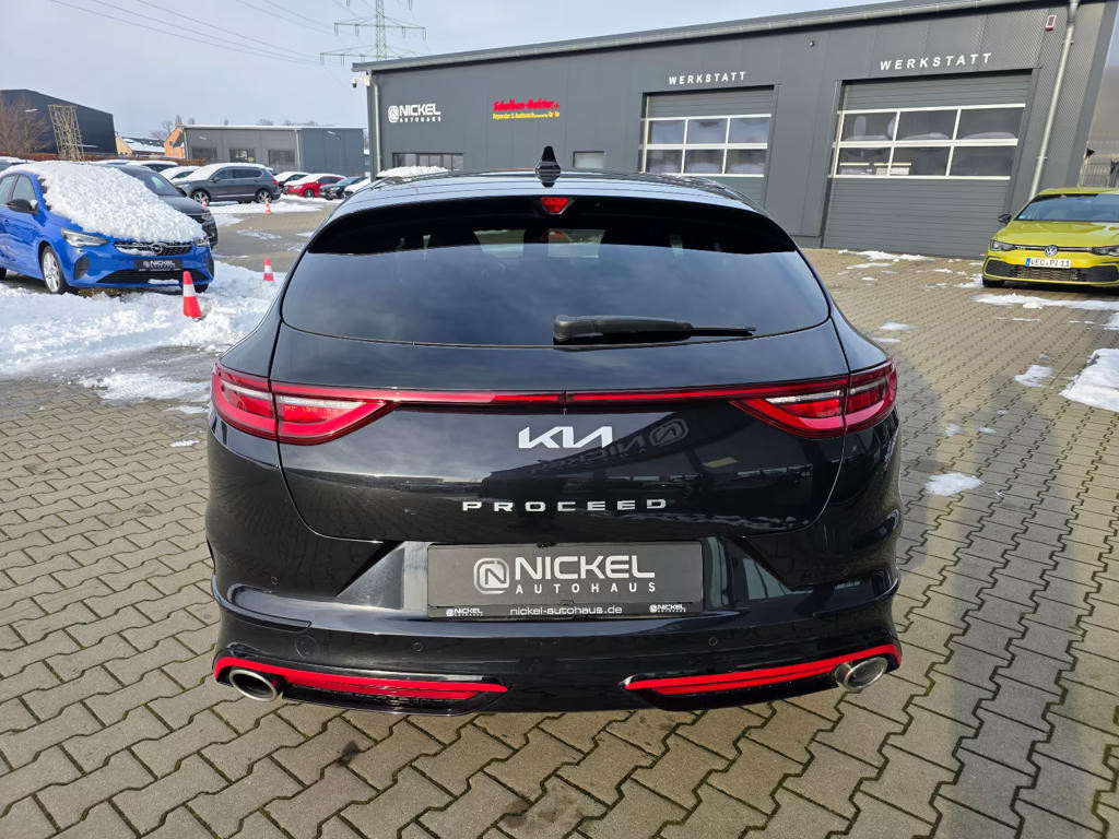 Kia ProCeed
