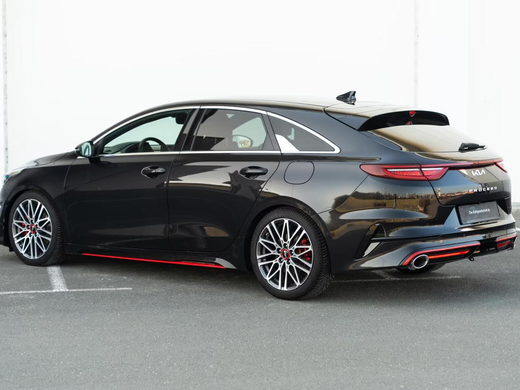 Kia ProCeed