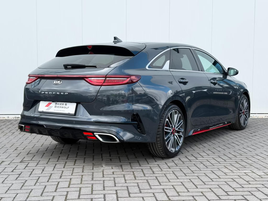 Kia ProCeed