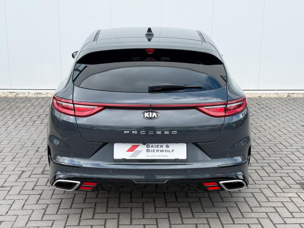 Kia ProCeed