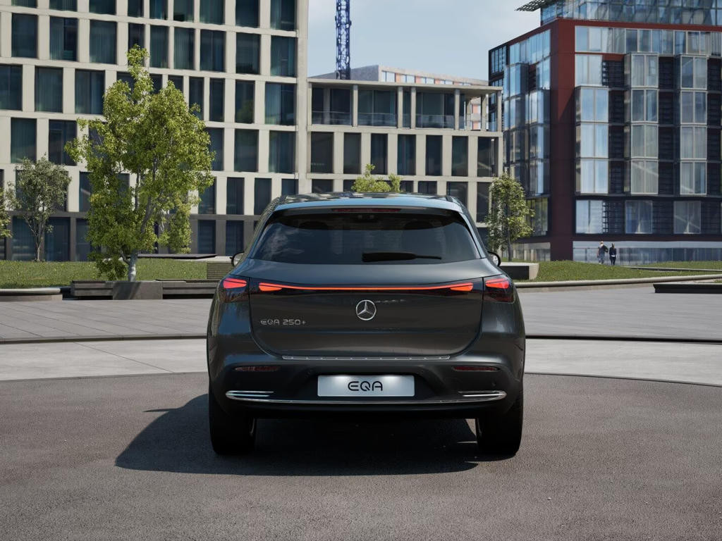 Mercedes-Benz EQA