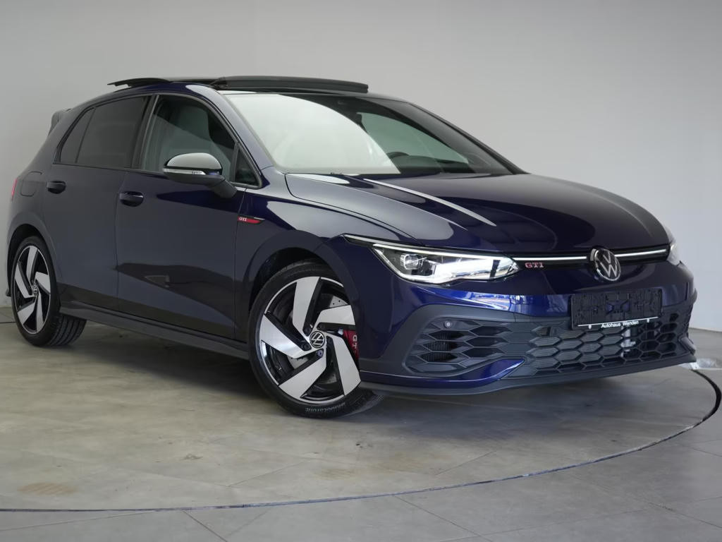 Volkswagen Golf 2024 Benzine