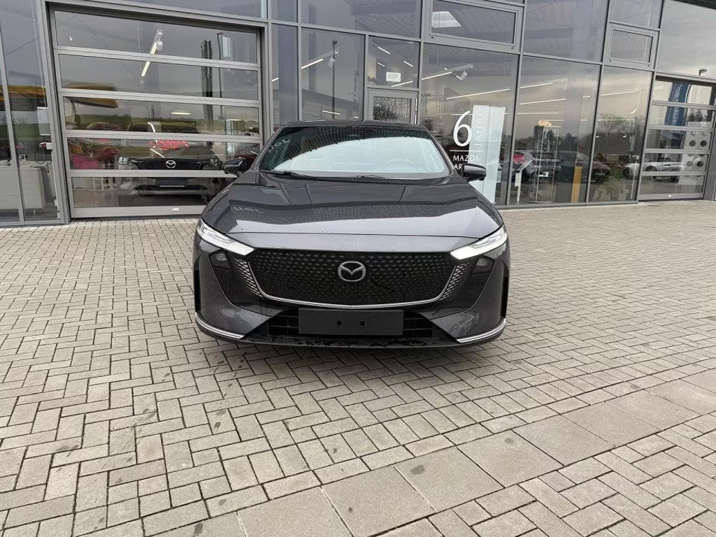 Mazda 6e