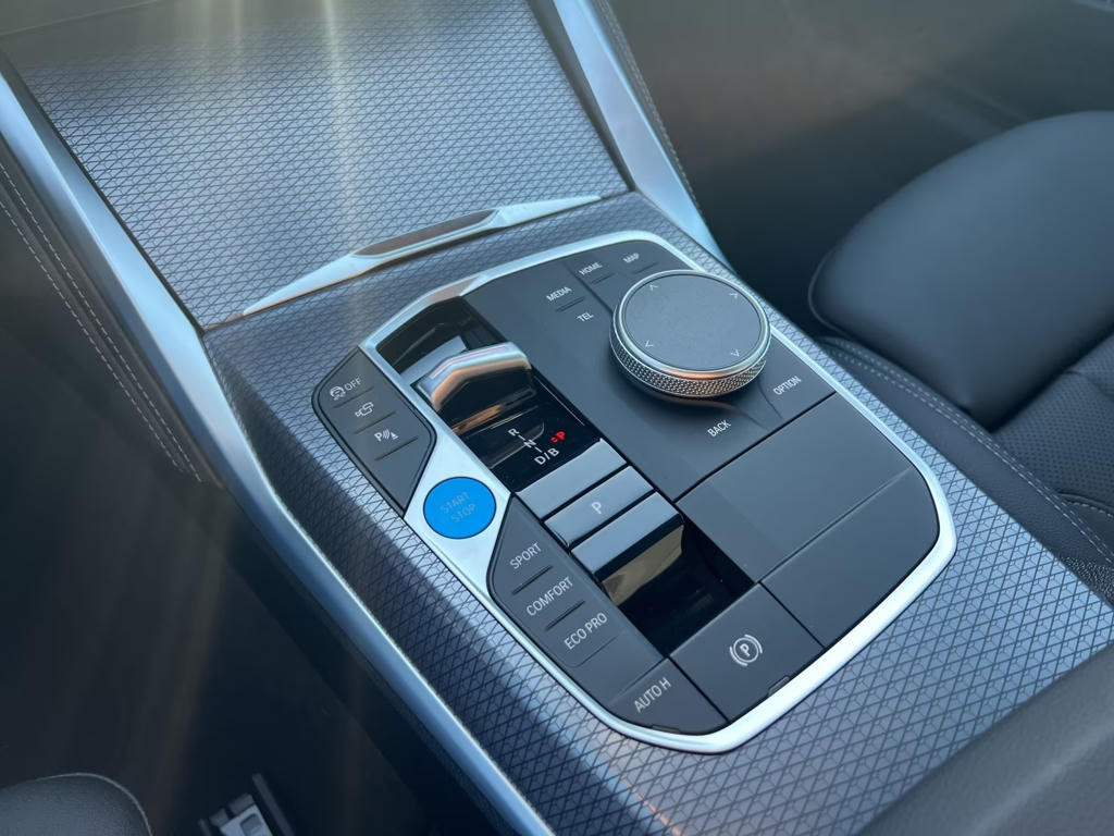 BMW i4