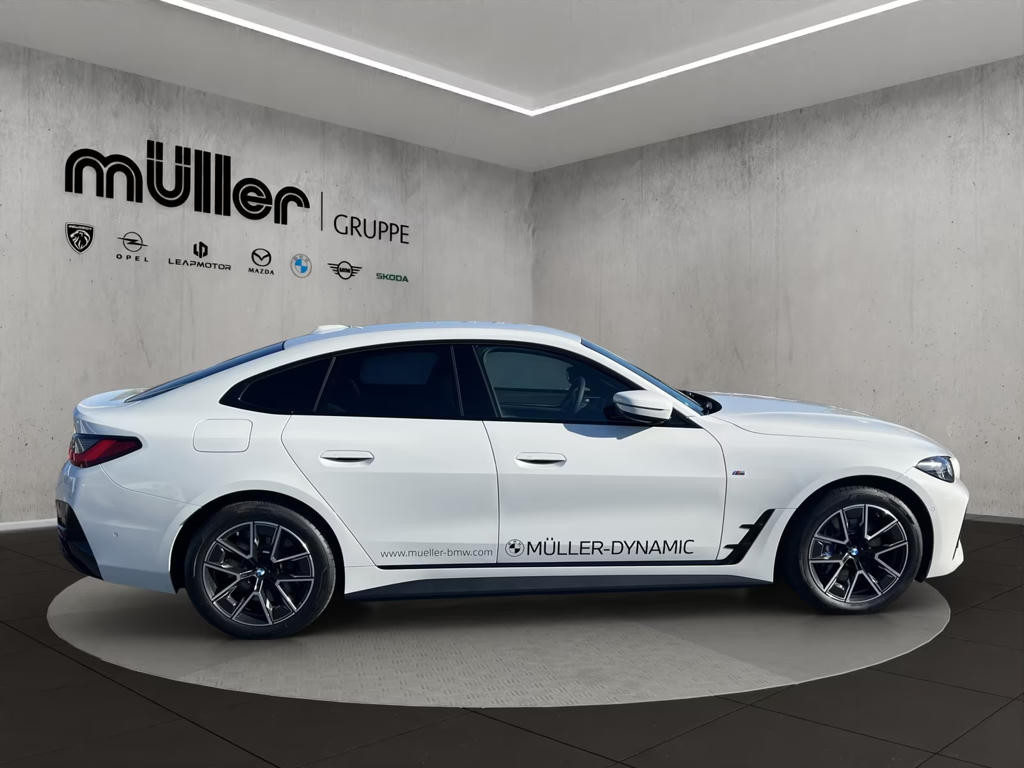 BMW i4