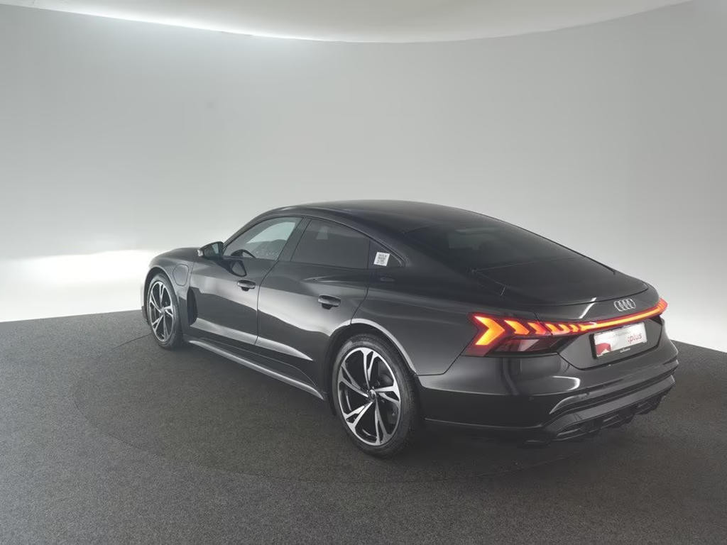 Audi e-tron GT