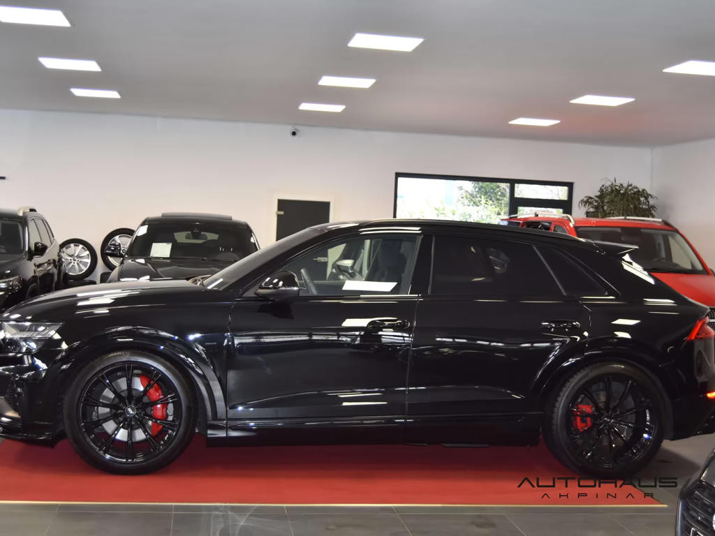 Audi SQ8