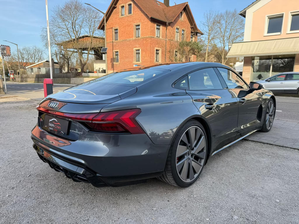 Audi RS e-tron GT