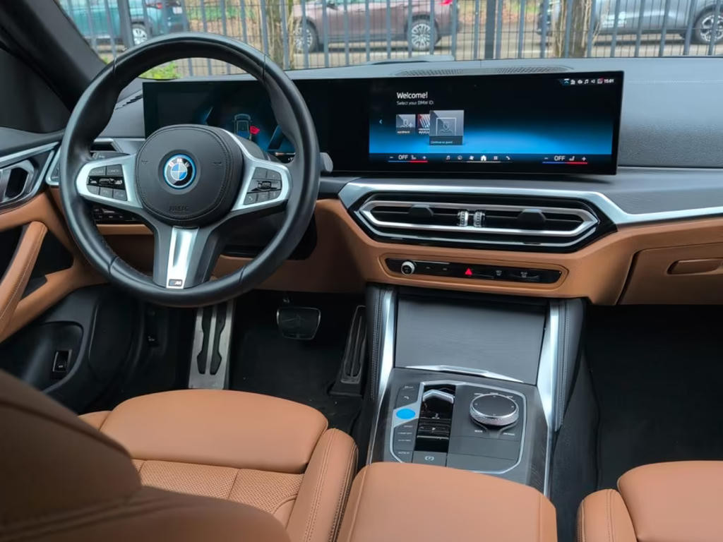 BMW i4