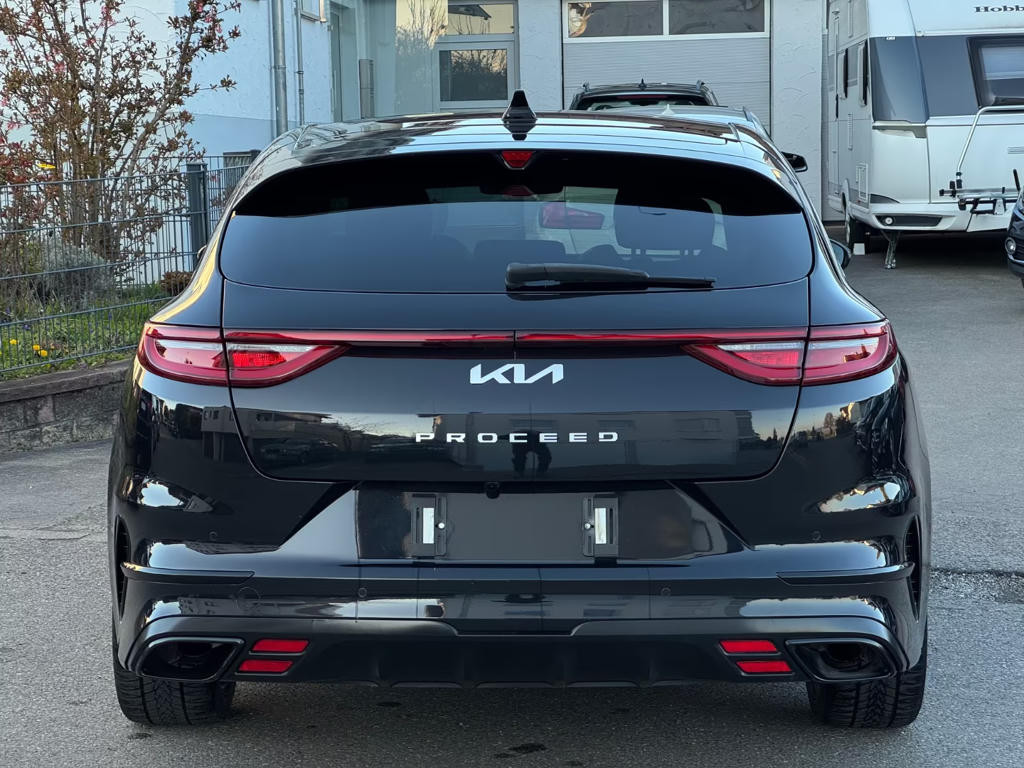 Kia ProCeed