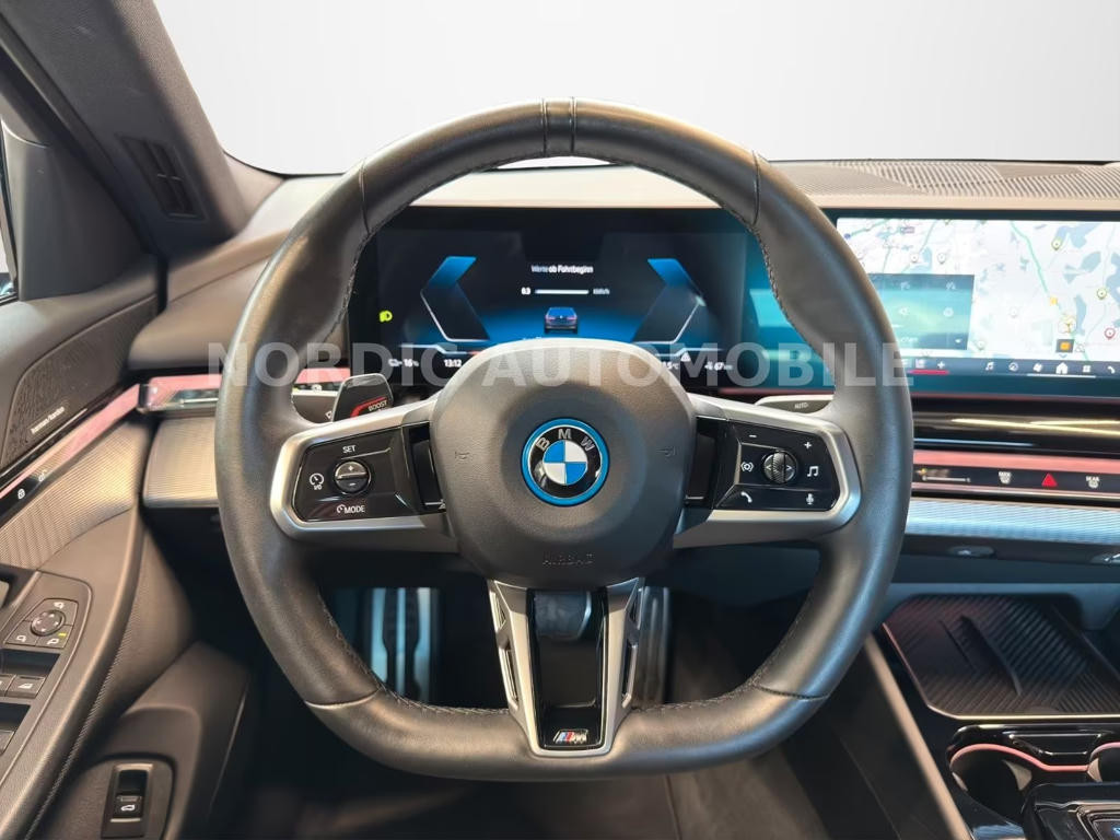 BMW i5