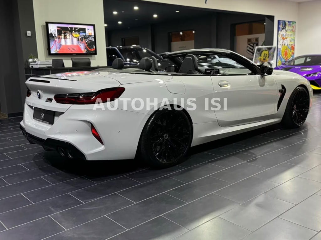 BMW M8