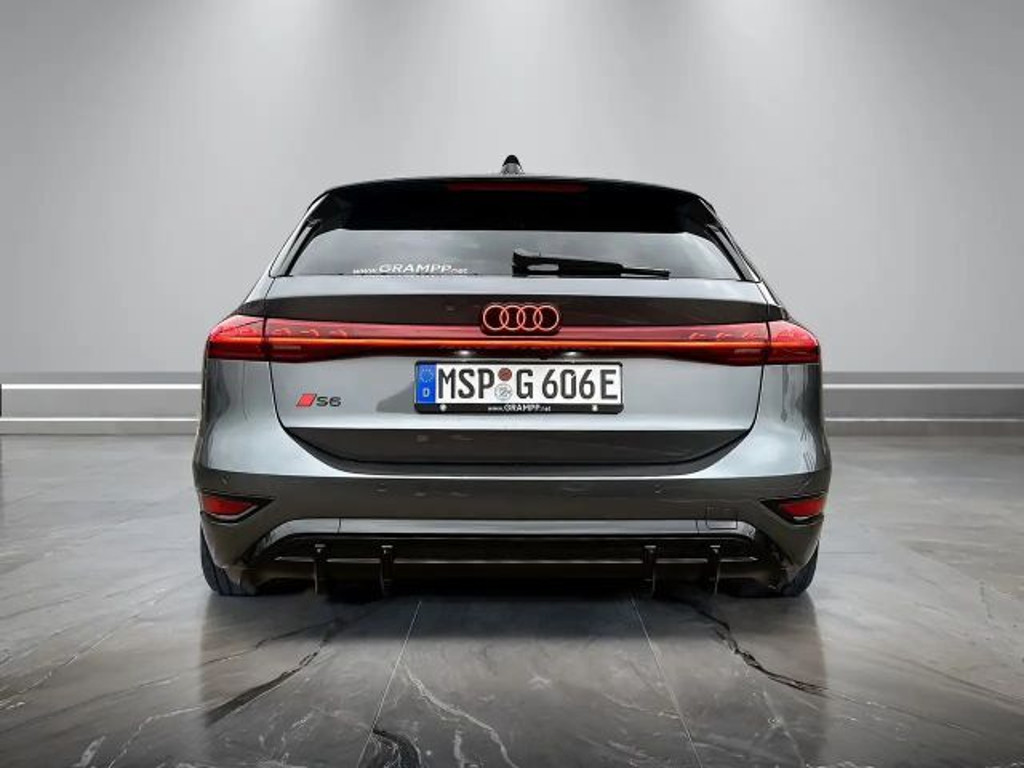 Audi S6 e-tron
