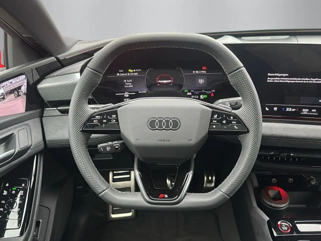 Audi S6 e-tron