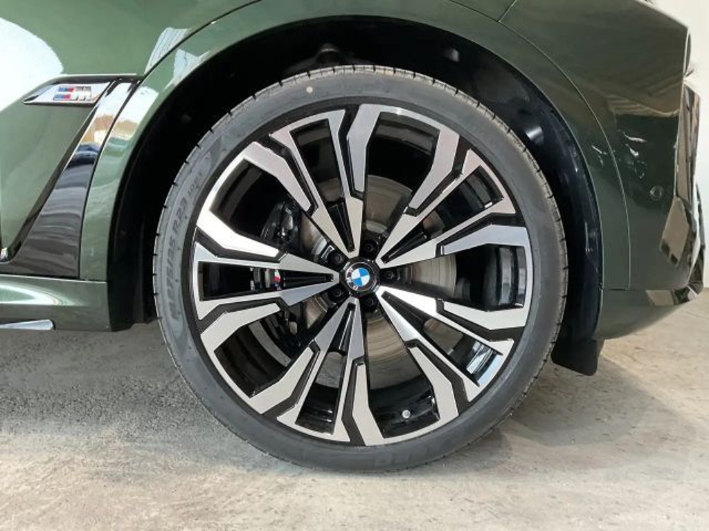 BMW X7 M