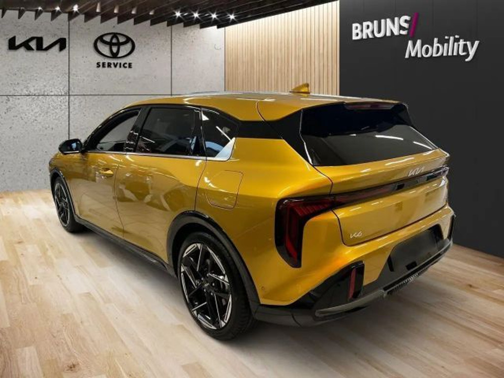 Kia K4