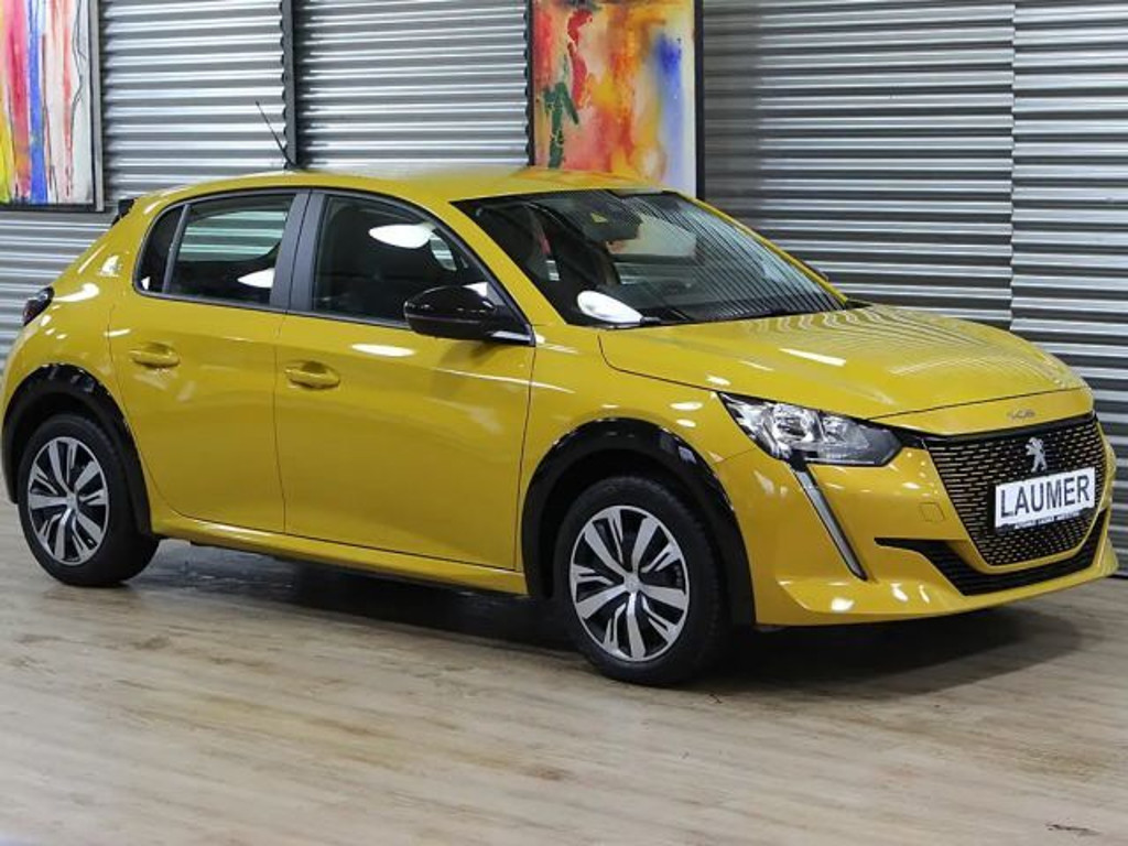 Peugeot e-208