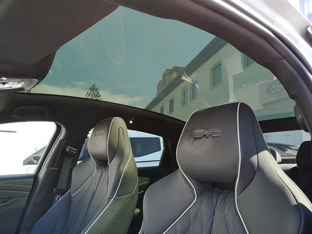 BYD Seal