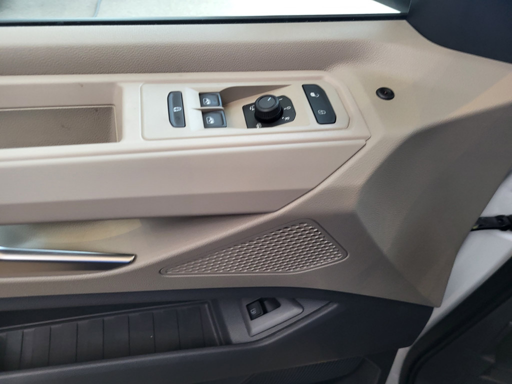 Volkswagen California 2025 Hybride Benzine