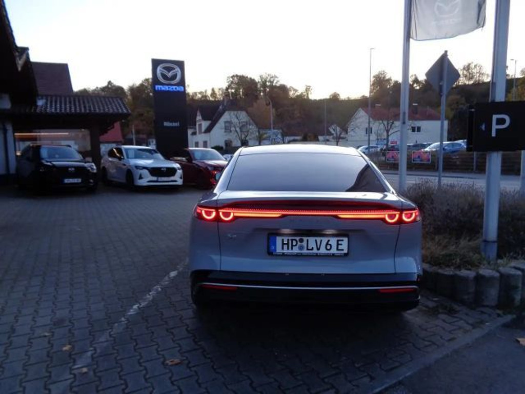 Mazda 6e