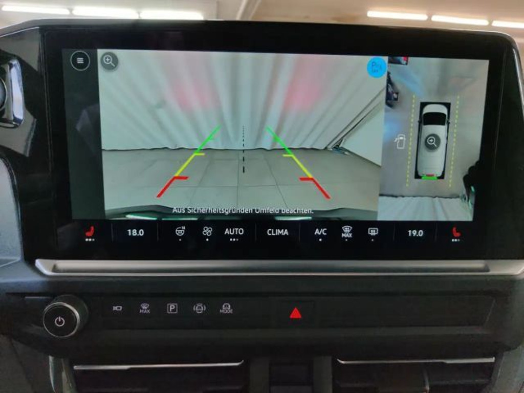 Volkswagen Caravelle