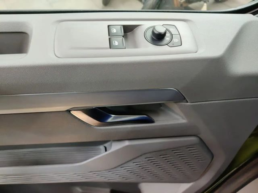 Volkswagen e-Caravelle