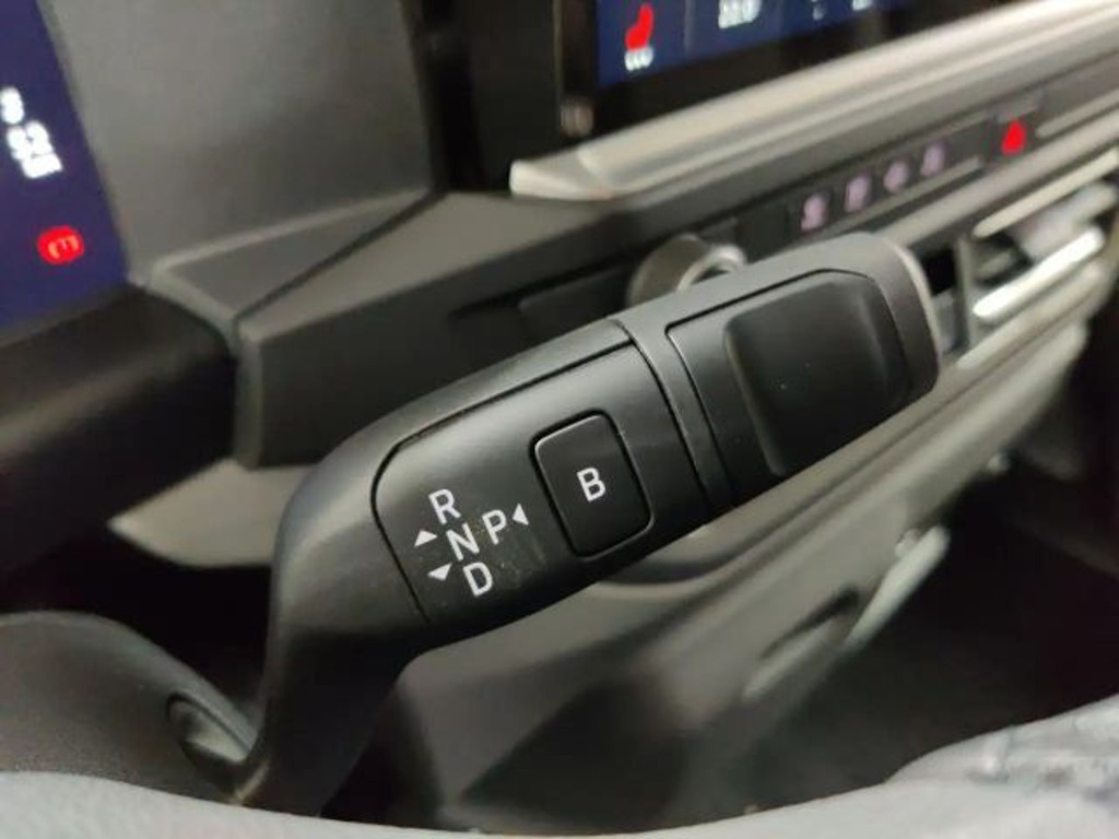 Volkswagen e-Caravelle