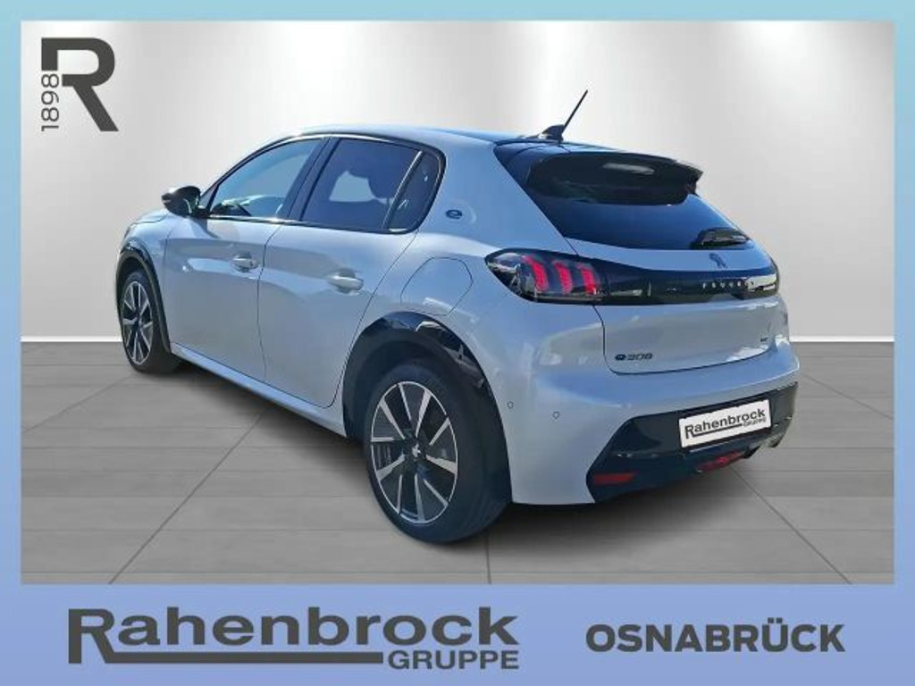 Peugeot e-208