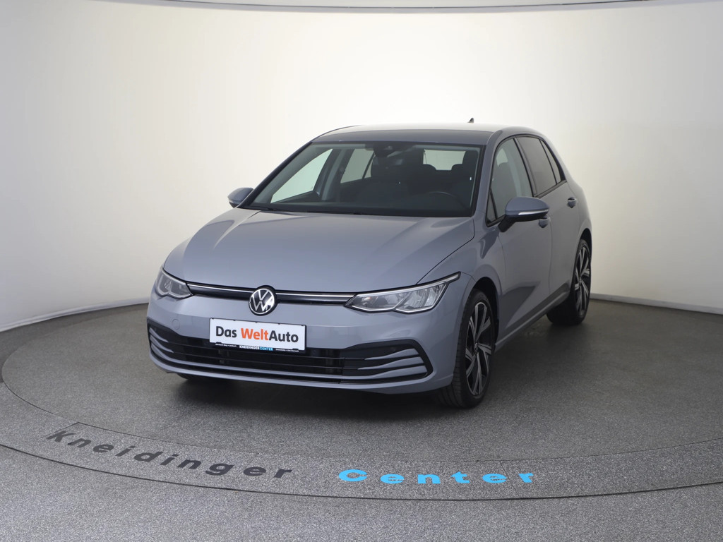 Volkswagen Golf 2022 Benzine