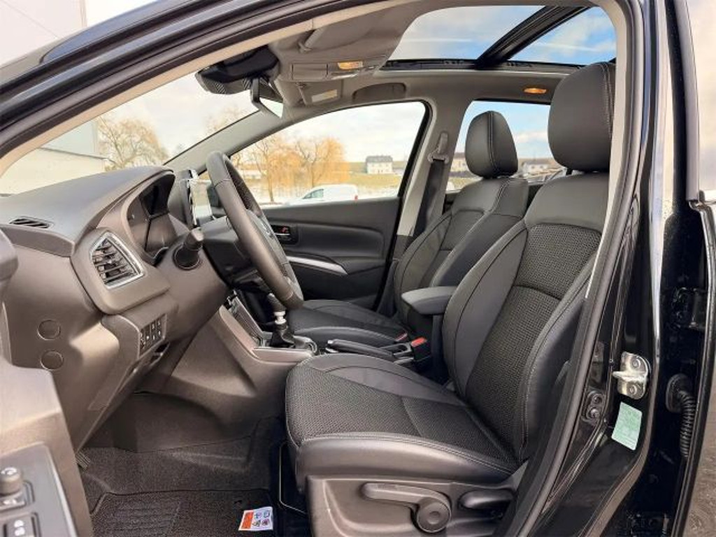 Suzuki S-Cross