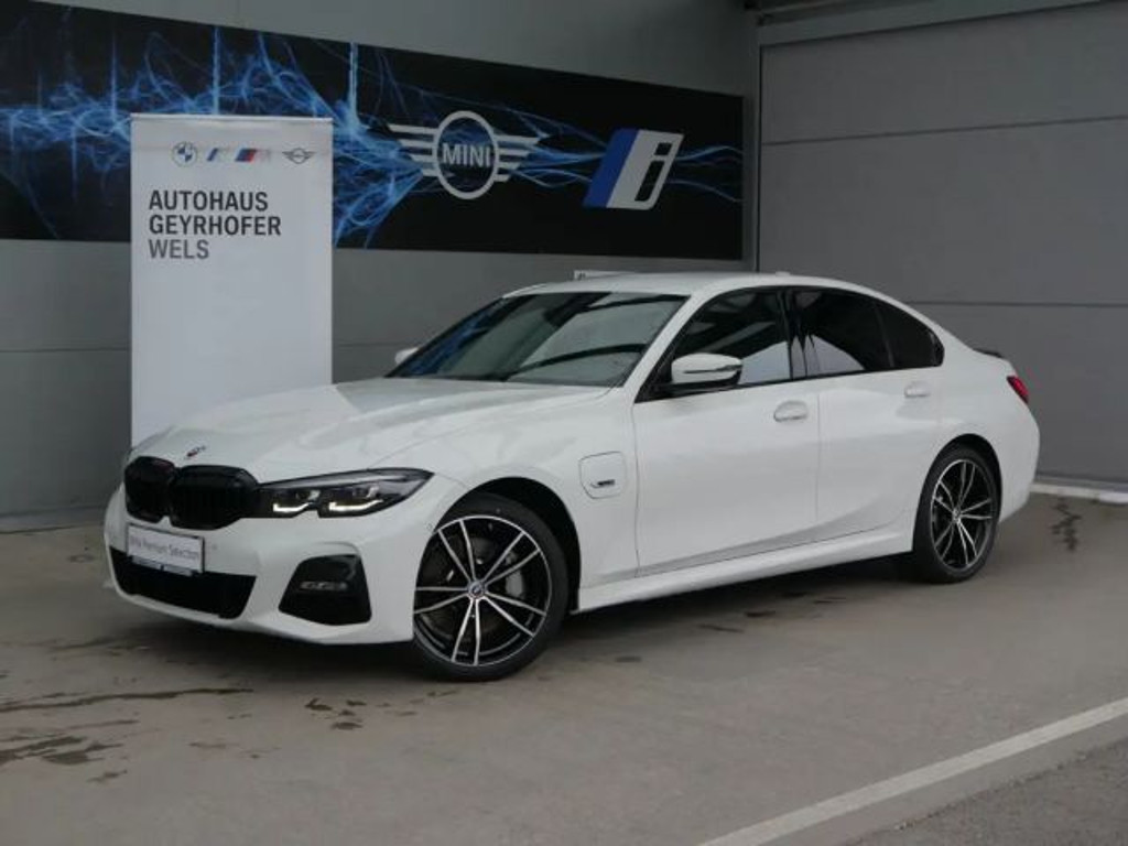 BMW 3 Serie 2022 Hybride Benzine