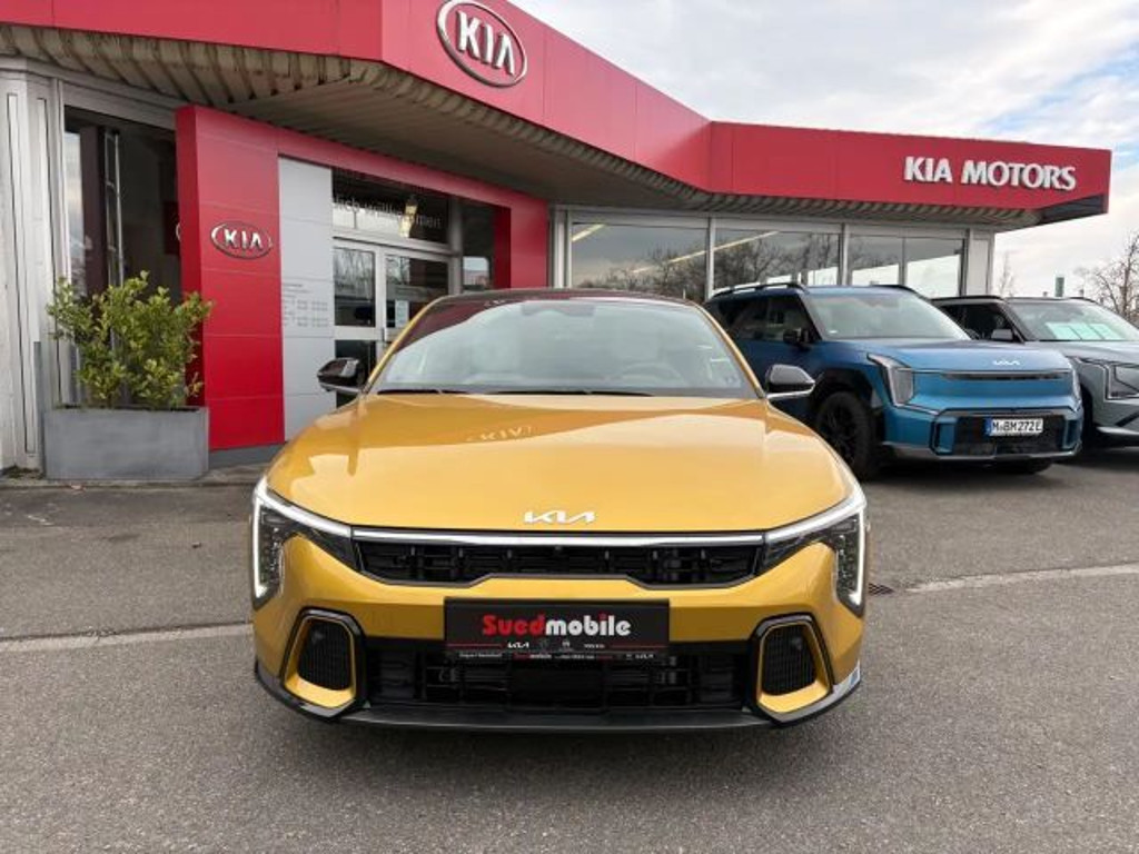 Kia K4