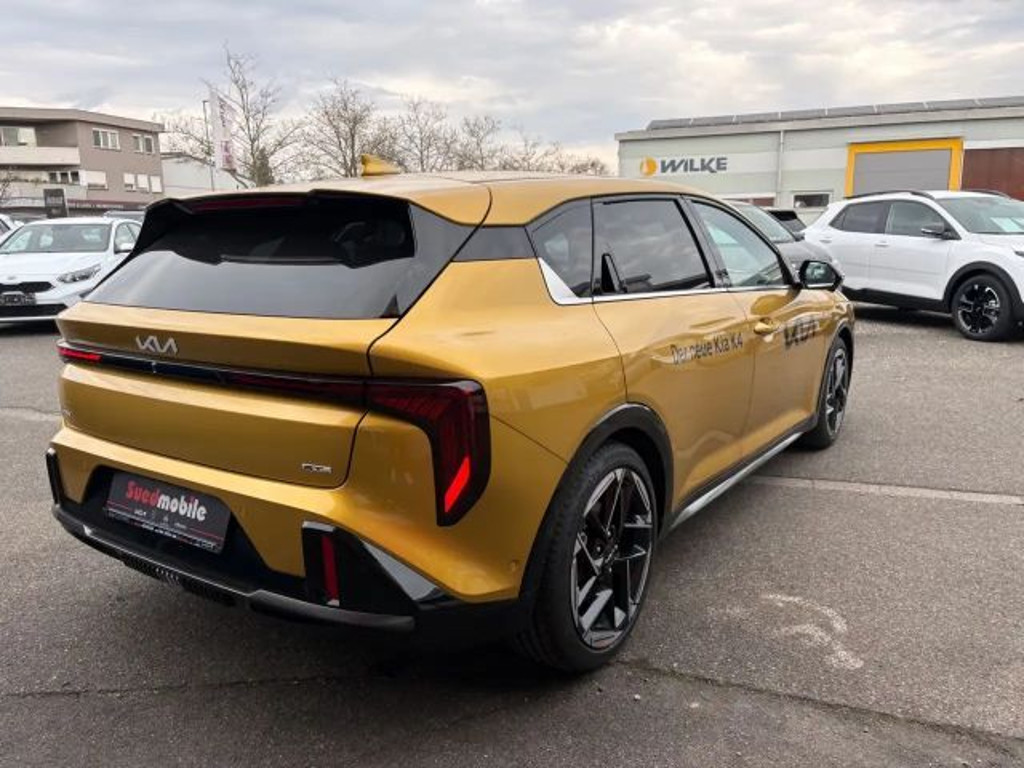 Kia K4